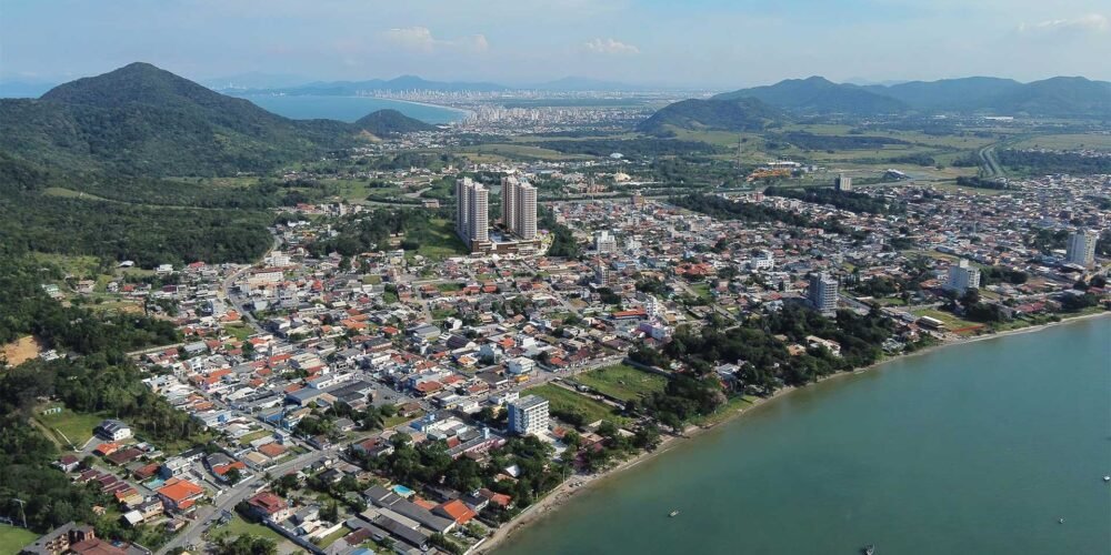 Foto Aérea Praias de Penhas, SC